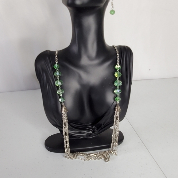 Layered Silver-tone Chain Necklace with Green Beads and Matching Earrings - Picture 10 of 10